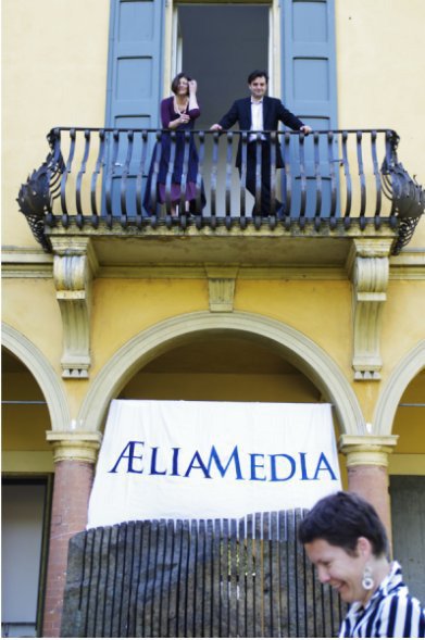 Pablo Helguera con Julia Draganovic e