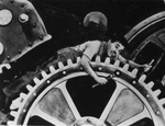 Charlie Chaplin e la fabbrica: Tempi Moderni (1936). 